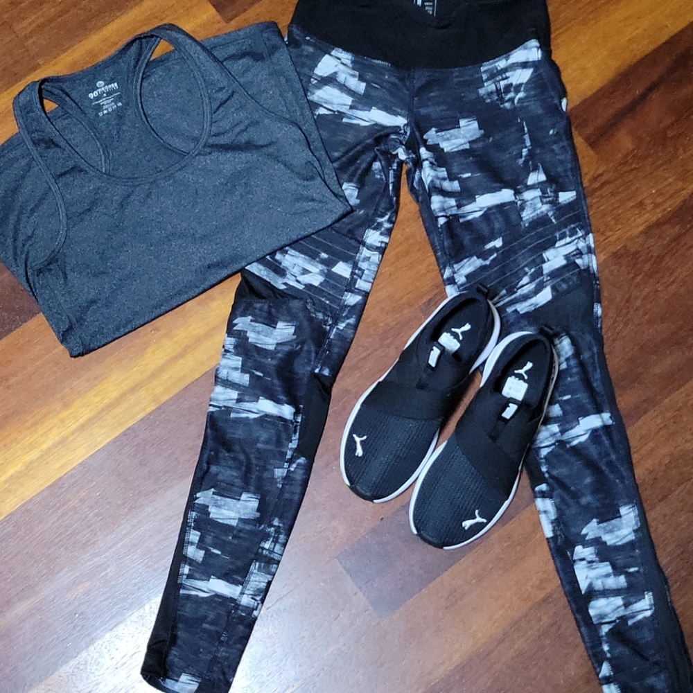 Full Length Black & White Moto LeggingsXS